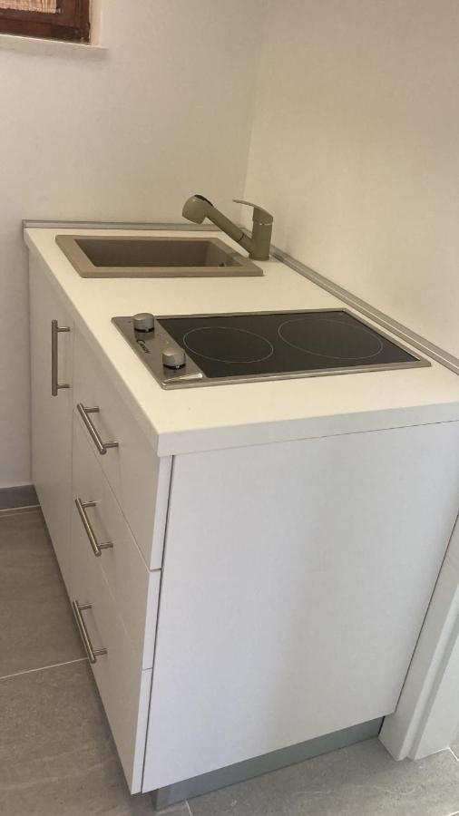 Ija Apartment Кърк Екстериор снимка